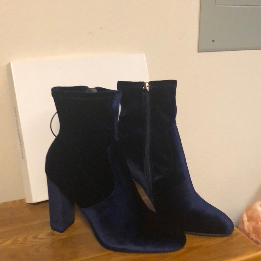 Steve Madden Blue Velvet boots